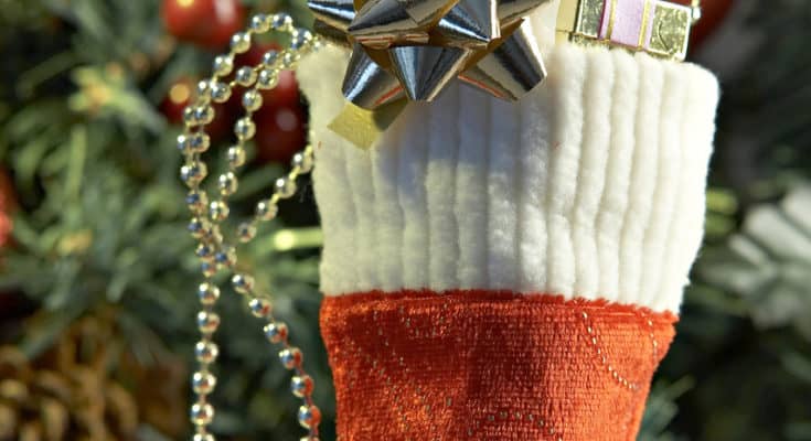 15 Stocking Stuffers For Preppers Under $10