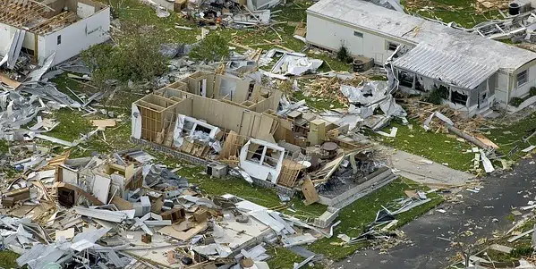 hurricane-63005_640